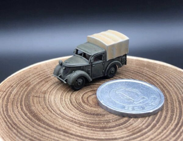 HINODE 1/144レジンキット　未塗装　WW2日本陸軍　九五式小型貨物自動車 - 画像 (5)
