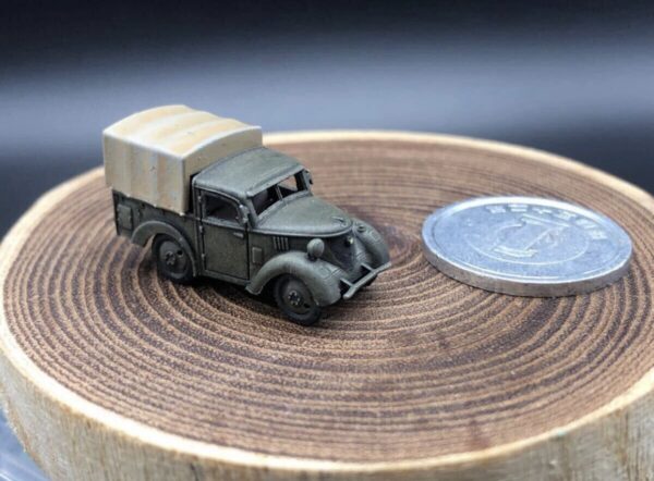 HINODE 1/144レジンキット　未塗装　WW2日本陸軍　九五式小型貨物自動車 - 画像 (6)